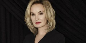 jessica-lange-american-horror-story-season-5-hotel