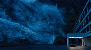 The Wave - Movie Trailer Review - Visit MovieholicHub.com