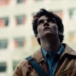 black-mirror-bandersnatch-fionn-whitehead-1545910573