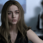 Ghosted-Dexter-Fletcher_lecoindescritiquescine10